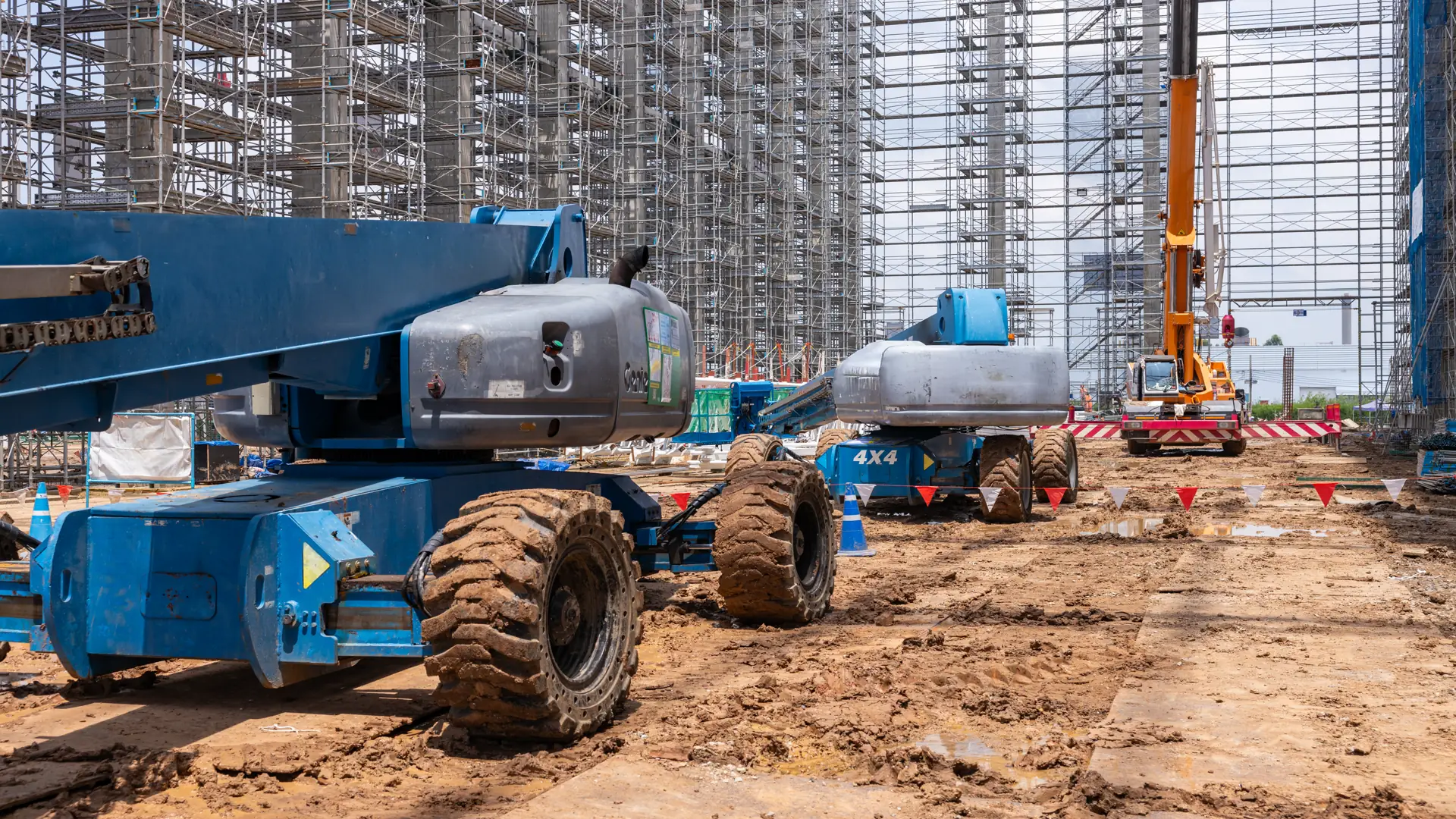 High scaffolding structure under construction